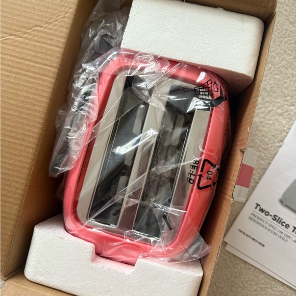 Hello Kitty Toaster - Picture 5 of 9